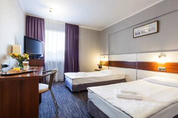 Фото Отель Hotel Tychy г. Тыхы 3