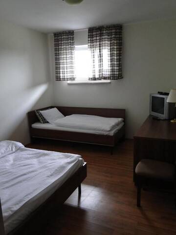 Фото номера Трехместный номер Мини-отель Weranda Restaurant &amp; Rooms г. Тыхы 5
